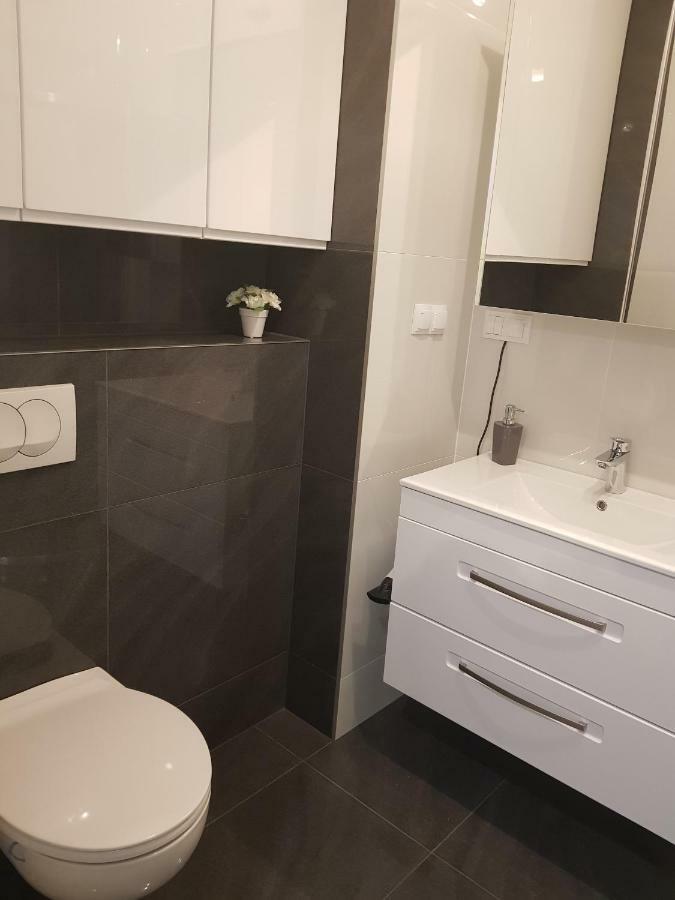 Apartamenty Blizej Morza Kasprowicza Колобжег Экстерьер фото